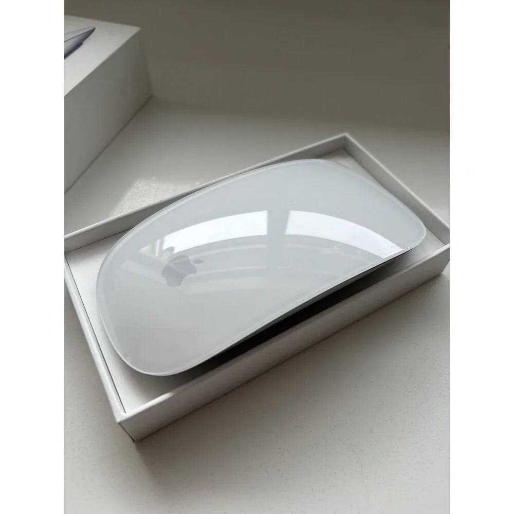 Apple Magic Mouse Wireless Bluetooth Rechargeable Silver White MK2E3AM/A A1657